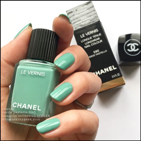 chanel le vernis verde pastello|Chanel le vernis colors.